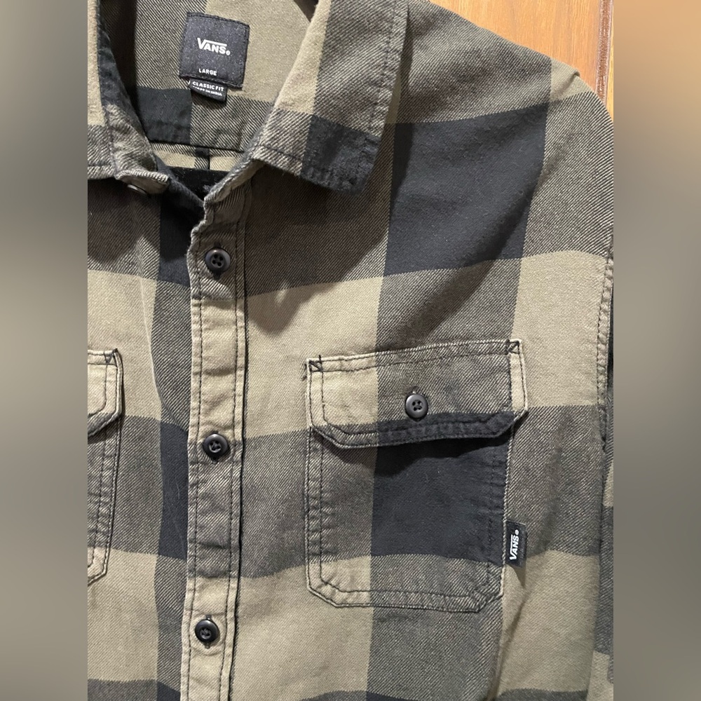 Black and Olive Plaid Button-Up long sleeve shirt - Picture 2 of 3